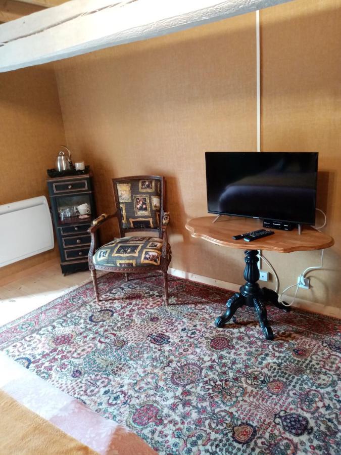 Chambre D'Hotes Acces Separe Et Possibilite Table D'Hotes Sur Reservation Appartement Ver  Buitenkant foto